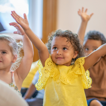 preschoolers in yoga class