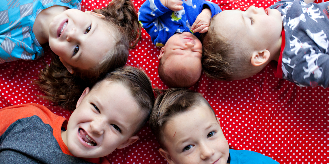 family of young kids